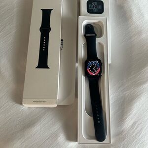 Apple Smartwatch - SE 2nd Gen 44mm Midnight sport band M/L